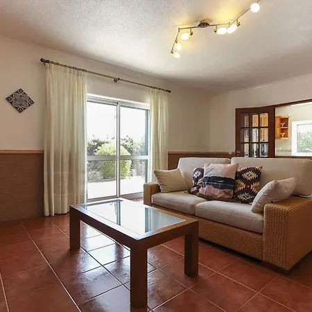 Santa Maria With Pool By Homing Villa *